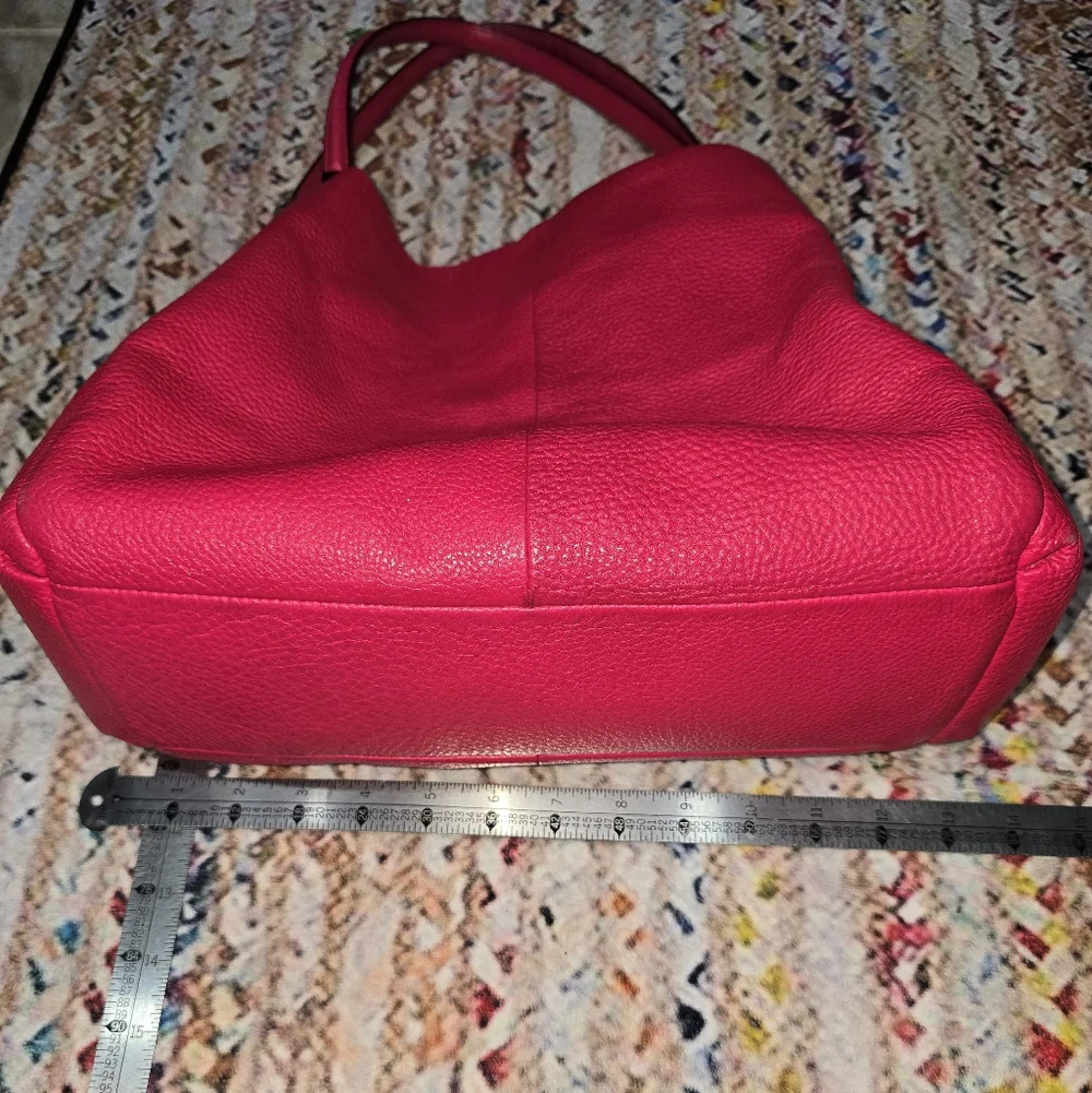 Coach B1557 Madison Phoebe Pebbled Leather Tote Bag - Picture 12 of 13